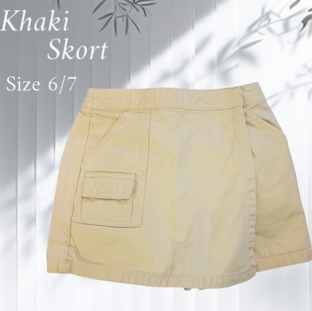 Size 6/7 Khaki Skort by Old Navy